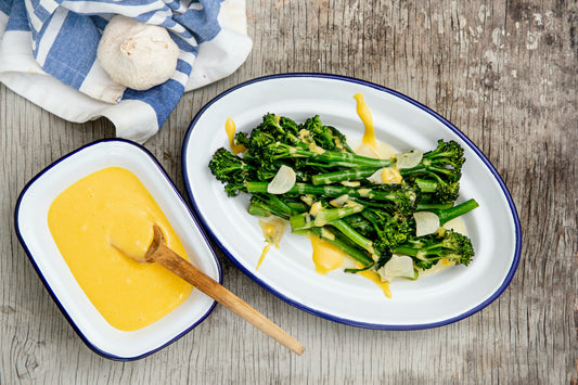 Steamed tenderstem broccoli with hollandaise